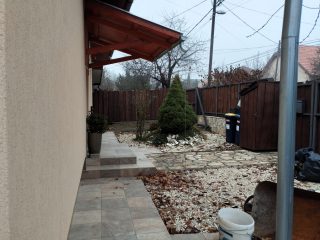 Eladó 175 m²-escsaládi ház XVII. Kerület (Rákoskert) , Rózsaszál utca: 125'000'000 Ft