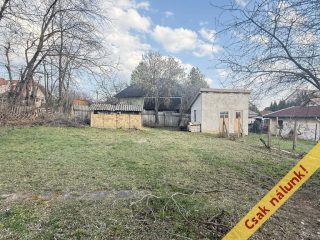 Eladó 40 m²-escsaládi ház XVII. Kerület (Rákoskert) , Szárazhegyen lévő utca: 84'900'000 Ft