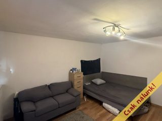 Eladó 40 m²-escsaládi ház XVII. Kerület (Rákoskert) , Szárazhegyen lévő utca: 84'900'000 Ft