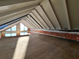 Eladó 290 m²-escsaládi ház XVIII. Kerület (Almáskert) , Alacskai út: 209'000'000 Ft