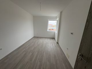 Eladó 140 m²-esikerház XVIII. Kerület (Almáskert) , Almáskert: 140'000'000 Ft