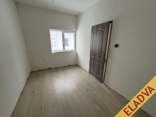 Eladó 168 m²-escsaládi ház XVIII. Kerület (Bélatelep) , Bélatelep: 109'000'000 Ft
