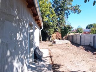 Eladó 150 m²-escsaládi ház XVIII. Kerület (Bélatelep) , Csendes mellékutcában: 165'000'000 Ft