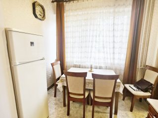 Kiadó 110 m²-escsaládi ház XVIII. Kerület (Bókaytelep) , Batthyány Lajos utca: 320'000 Ft