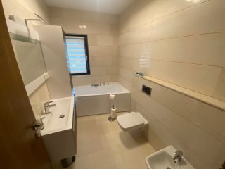 Eladó 295 m²-escsaládi ház XVIII. Kerület (Bókaytelep) , Bókay utca: 489'000'000 Ft