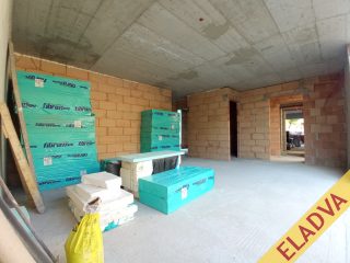 Eladó 64 m²-estársasházi lakás XVIII. Kerület (Bókaytelep) , LAJOS utca: 77'990'000 Ft