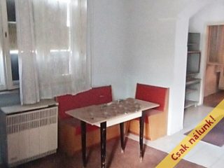 Eladó 180 m²-escsaládi ház XVIII. Kerület (Bókaytelep) , Madarász utca: 95'000'000 Ft