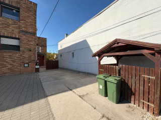 Kiadó 390 m²-escsaládi ház XVIII. Kerület (Bókaytelep) , Üllői út: 1'500'000 Ft