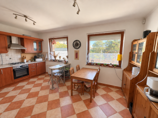 Kiadó 390 m²-escsaládi ház XVIII. Kerület (Bókaytelep) , Üllői út: 1'500'000 Ft