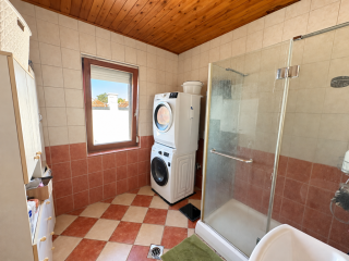 Kiadó 390 m²-escsaládi ház XVIII. Kerület (Bókaytelep) , Üllői út: 1'500'000 Ft
