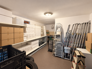 Kiadó 390 m²-escsaládi ház XVIII. Kerület (Bókaytelep) , Üllői út: 1'500'000 Ft