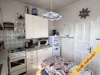 Eladó 100 m²-escsaládi ház XVIII. Kerület (Bókaytelep) , Wlassics Gy. utca: 111'000'000 Ft