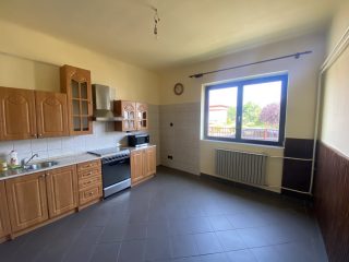 Eladó 155 m²-escsaládi ház XVIII. Kerület (Erzsébettelep) , Előd utca: 139'000'000 Ft