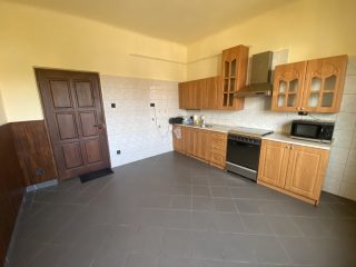 Eladó 155 m²-escsaládi ház XVIII. Kerület (Erzsébettelep) , Előd utca: 139'000'000 Ft