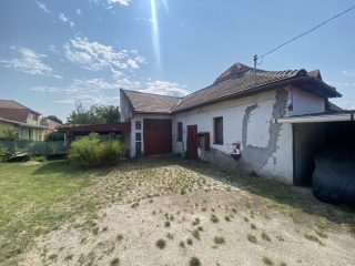 Eladó 155 m²-escsaládi ház XVIII. Kerület (Erzsébettelep) , Előd utca: 139'000'000 Ft