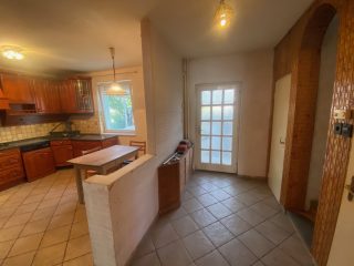 Eladó 173 m²-escsaládi ház XVIII. Kerület (Ferihegy) , Ferihegy: 94'900'000 Ft