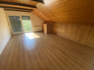 Eladó 173 m²-escsaládi ház XVIII. Kerület (Ferihegy) , Ferihegy utca: 99'900'000 Ft