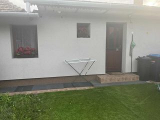 Eladó 40 m²-esikerház XVIII. Kerület (Ferihegy) , Győmrői út: 44'000'000 Ft