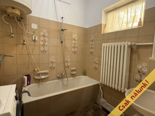Eladó 150 m²-escsaládi ház XVIII. Kerület (Ganzkertváros) , Háromszéki utca: 139'900'000 Ft
