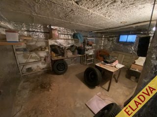 Eladó 120 m²-escsaládi ház XVIII. Kerület (Ganzkertváros) , Kerékkötő út: 154'900'000 Ft