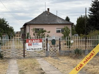 Eladó 105 m²-escsaládi ház XVIII. Kerület (Ganzkertváros) , Kerékkötő út: 115'000'000 Ft