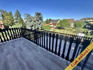 Eladó 168 m²-escsaládi ház XVIII. Kerület (Halmierdő) , Többgenerációs: 144'900'000 Ft