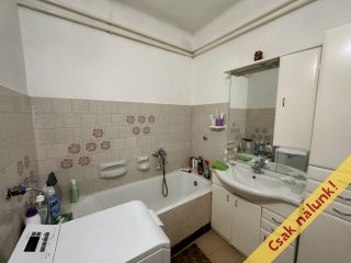 Eladó 168 m²-escsaládi ház XVIII. Kerület (Halmierdő) , Többgenerációs: 144'900'000 Ft
