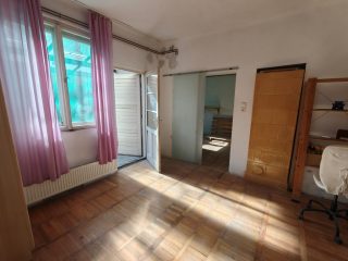 Eladó 52 m²-esházrész XVIII. Kerület (Kossuth Ferenc-telep) , Szélső utca: 49'990'000 Ft