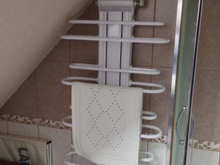 Eladó 280 m²-escsaládi ház XVIII. Kerület (Kossuth Ferenc-telep) , Újpéteritelep utca: 327'000'000 Ft