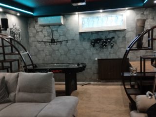 Eladó 280 m²-escsaládi ház XVIII. Kerület (Kossuth Ferenc-telep) , Újpéteritelep utca: 327'000'000 Ft