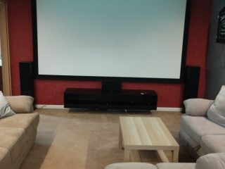 Eladó 280 m²-escsaládi ház XVIII. Kerület (Kossuth Ferenc-telep) , Újpéteritelep utca: 327'000'000 Ft