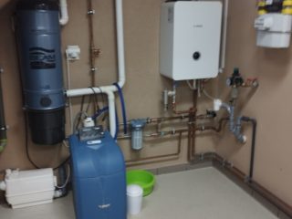 Eladó 280 m²-escsaládi ház XVIII. Kerület (Kossuth Ferenc-telep) , Újpéteritelep utca: 327'000'000 Ft