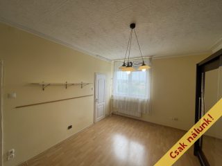 Eladó 28 m²-estársasházi lakás XVIII. Kerület (Lakatos-lakótelep) , Lakatos lakótelepen: 39'900'000 Ft