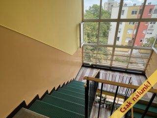 Eladó 28 m²-estársasházi lakás XVIII. Kerület (Lakatos-lakótelep) , Lakatos lakótelepen: 39'900'000 Ft
