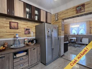 Eladó 192 m²-escsaládi ház XVIII. Kerület (Liptáktelep) , Darányi Ignác utca: 169'900'000 Ft