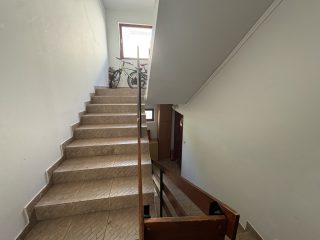 Eladó 390 m²-escsaládi ház XVIII. Kerület (Liptáktelep) , Üllői út: 399'000'000 Ft