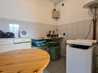 Eladó 137 m²-escsaládi ház XVIII. Kerület (Lónyaytelep) , Jegenye fasor: 115'000'000 Ft