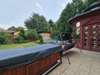 Eladó 137 m²-escsaládi ház XVIII. Kerület (Lónyaytelep) , Jegenye fasor: 115'000'000 Ft