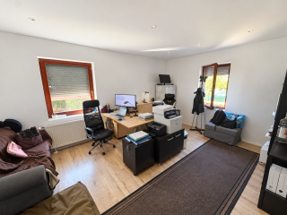 Eladó 390 m²-escsaládi ház XVIII. Kerület (Pestszentlőrinc) , Üllői út: 399'000'000 Ft