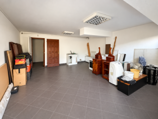 Eladó 390 m²-escsaládi ház XVIII. Kerület (Pestszentlőrinc) , Üllői út: 399'000'000 Ft