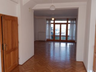 Eladó 265 m²-escsaládi ház XVIII. Kerület (Pestszentlőrinc) , pestlőrinc: 170'000'000 Ft