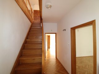 Eladó 265 m²-escsaládi ház XVIII. Kerület (Pestszentlőrinc) , pestlőrinc: 170'000'000 Ft