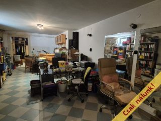 Eladó 218 m²-esikerház XVIII. Kerület (Szemeretelep) , Honvéd utca mellékutcája: 183'000'000 Ft