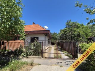 Eladó 218 m²-esikerház XVIII. Kerület (Szemeretelep) , Honvéd utca mellékutcája: 183'000'000 Ft