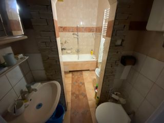 Eladó 90 m²-esikerház XVIII. Kerület (Szemeretelep) , Szemeretelep: 92'900'000 Ft