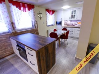 Eladó 145 m²-escsaládi ház XVIII. Kerület (Szemeretelep) , Szent József templom környéke: 132'900'000 Ft