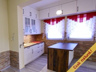 Eladó 145 m²-escsaládi ház XVIII. Kerület (Szemeretelep) , Szent József templom környéke: 132'900'000 Ft