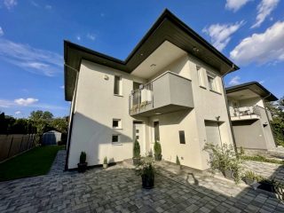 Eladó 130 m²-escsaládi ház XVIII. Kerület (Szent Imre-kertváros-Kétújfalu utcai lakótelep) , Halmierdő szomszédságában: 225'000'000 Ft