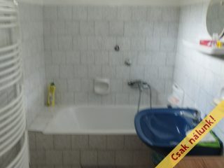 Eladó 149 m²-escsaládi ház XVIII. Kerület (Szent Imre-kertváros) , Szent Imre-kertváros utca: 149'000'000 Ft