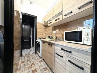 Kiadó 50 m²-estársasházi lakás XVIII. Kerület (Szent Lőrinc-telep (KISZ-lakótelep)) , Baross utca: 200'000 Ft